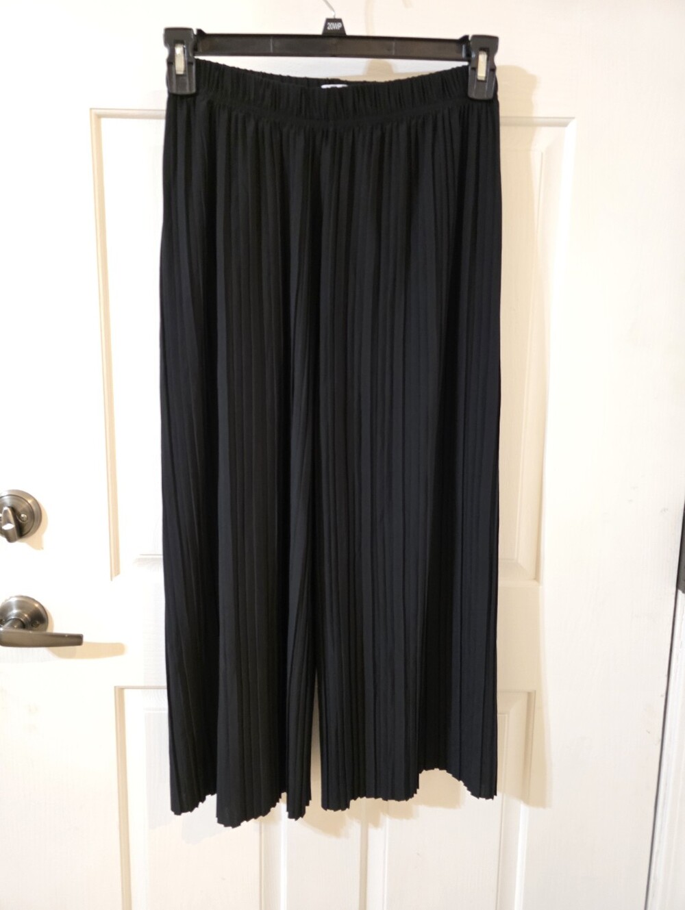 Jon & Anna Black Elastic-Waist Pleated Trousers